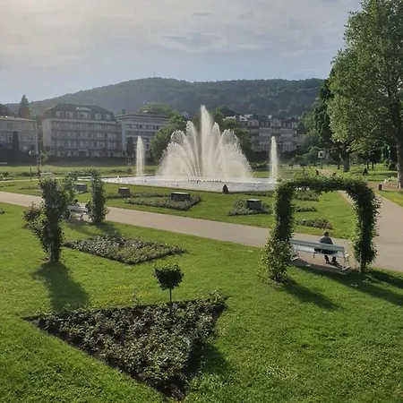 Park Ferienwohnung Mit Terrasse *